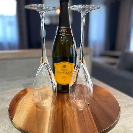 Bridgewater With Hot Tub Holiday home York